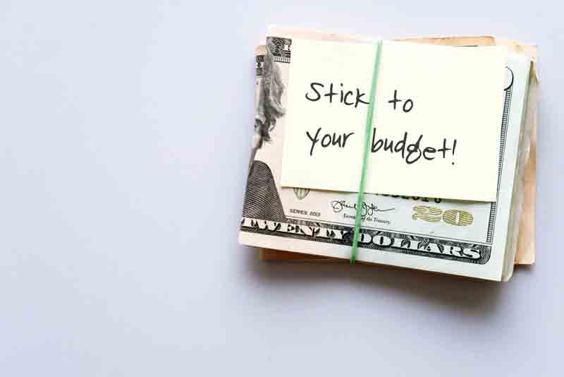 5 Tips for Sticking to Your Budget